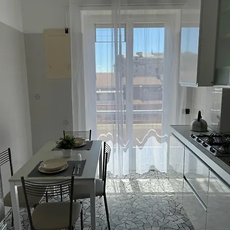Lorenteggio Urban - Affitti Brevi Italia ミラノ